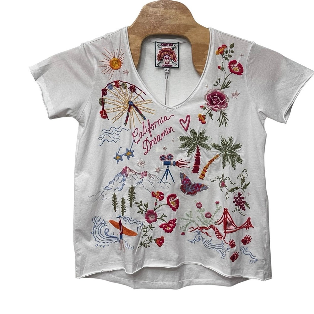 Johnny Was White Everyday Tee Embroidered T-shirt California Size Small NWT